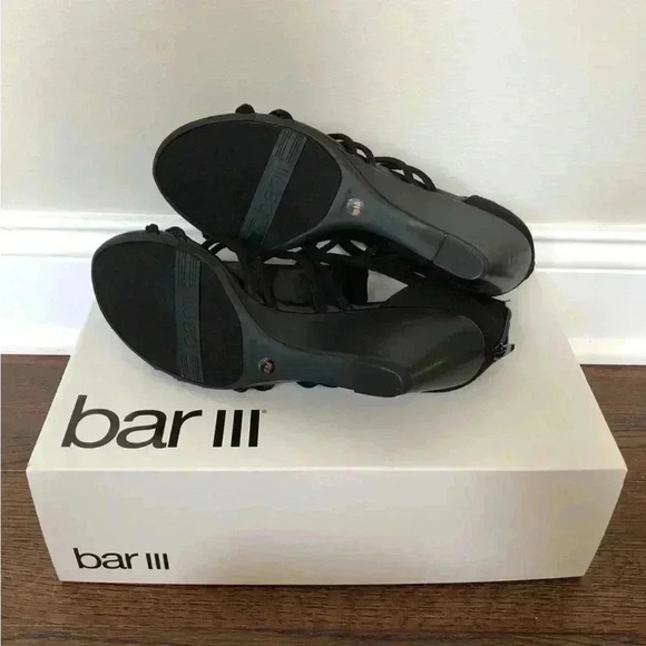 NEW Bar III Krystal Black Open Toe Wedge Heel w/Silver Accents - Size 8 - Picture 3 of 9